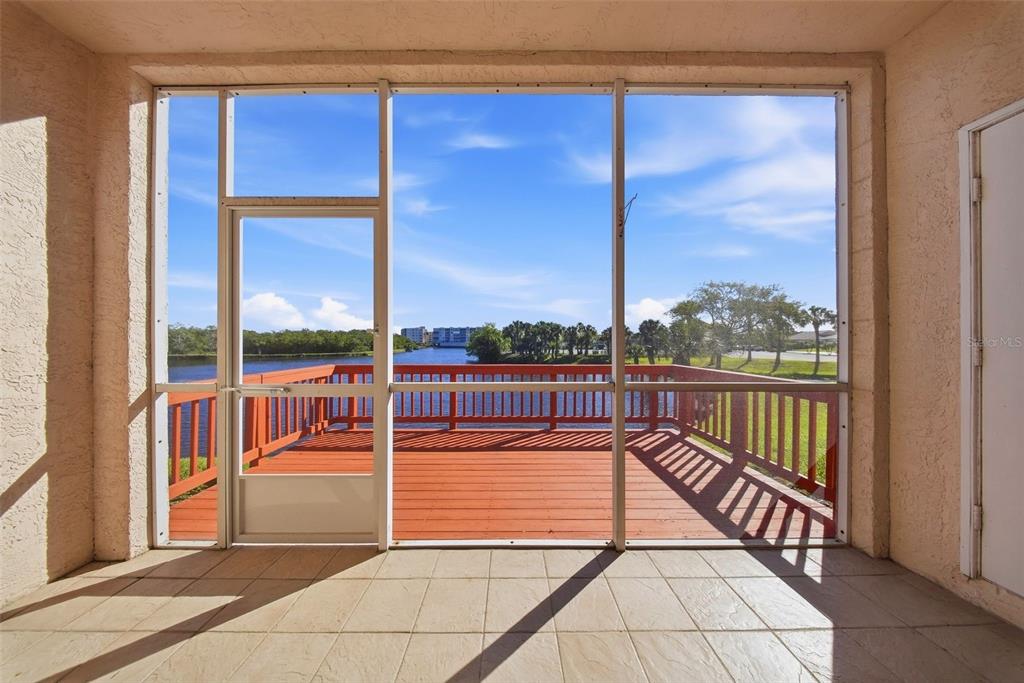 6311 99th Way North, Unit 11F St. Petersburg, FL 33708 - Photo 7 of 40