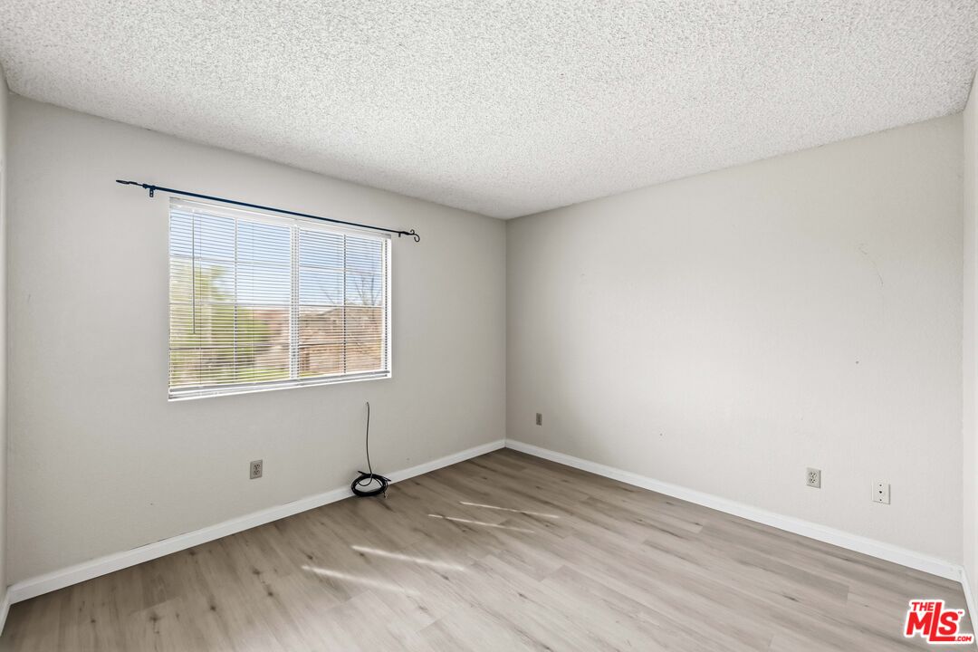 44138 Ruthron Avenue Lancaster, CA 93536 - Photo 25 of 43 Gallery Image 25