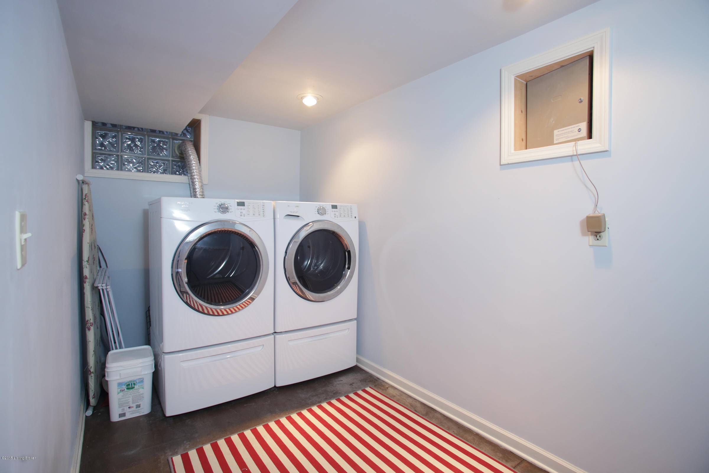 2901 Dundee Road Louisville, KY 40205 - Photo 30 of 35 Exceptional laundry area for a Highlands' home!