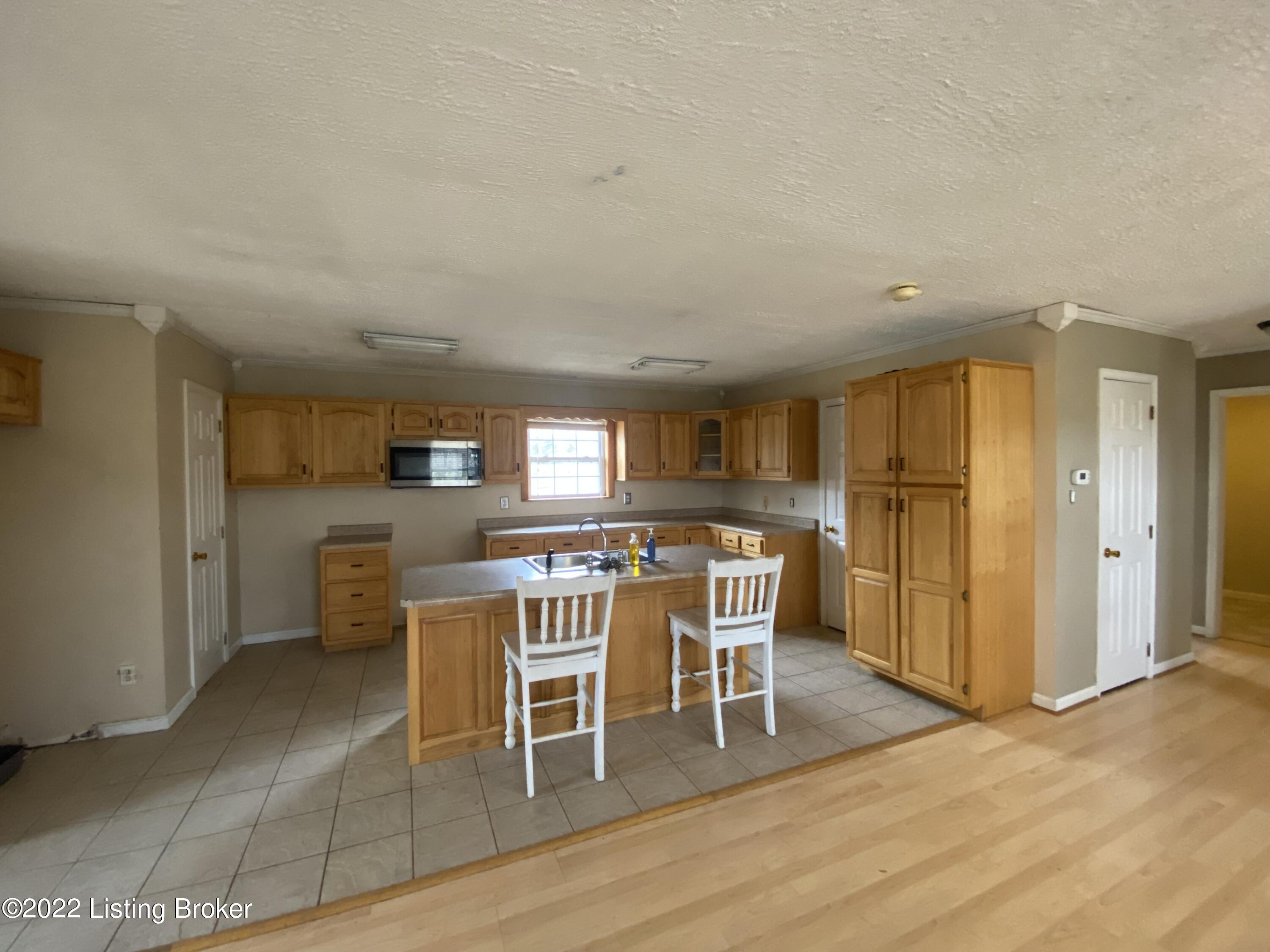 4366 Sunbeam Road Leitchfield, KY 42754 - Photo 8 of 17 IMG-0761