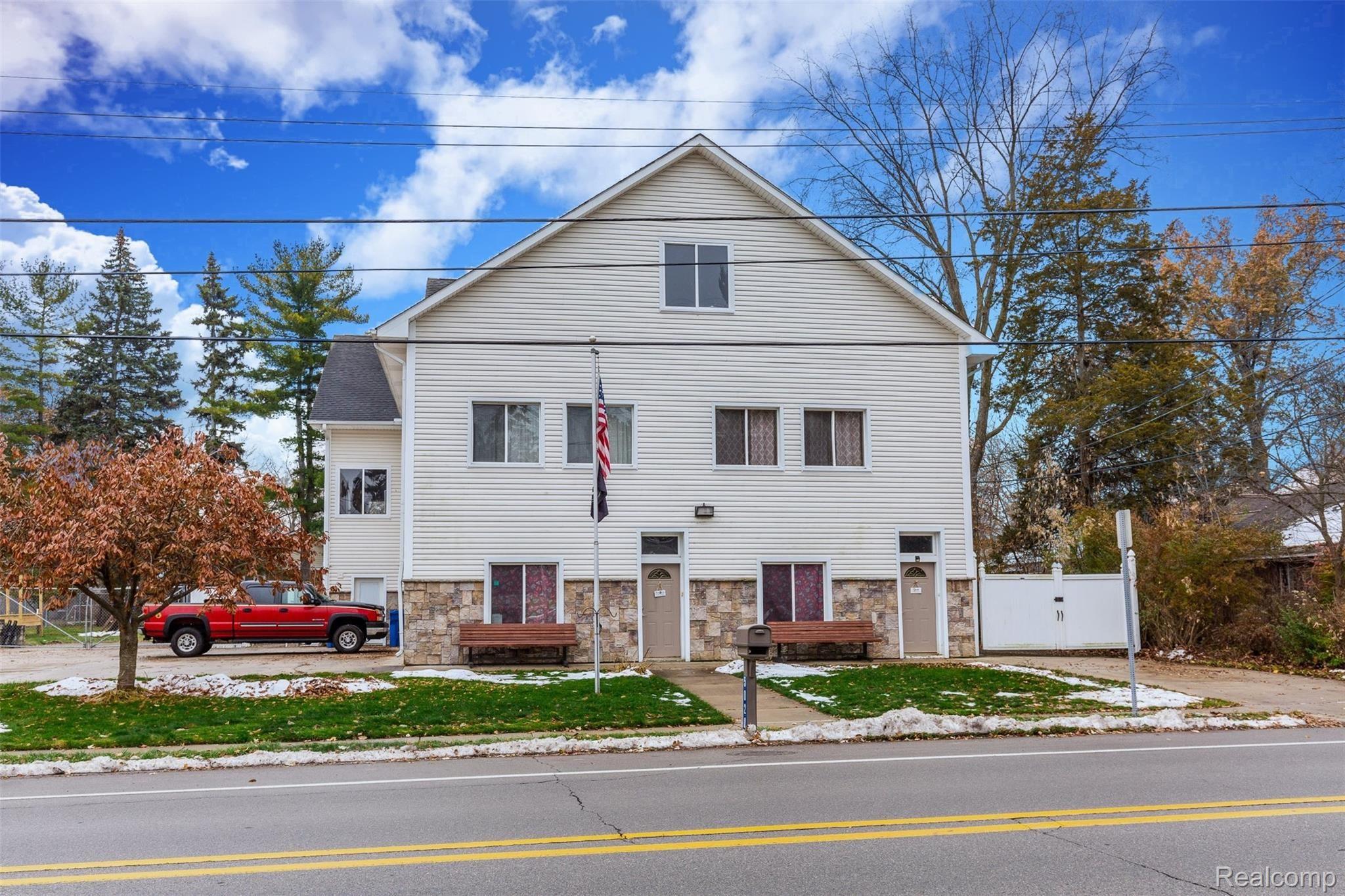 5020 Chicago Road Warren, MI 48092 - Photo 1 of 35 Front View