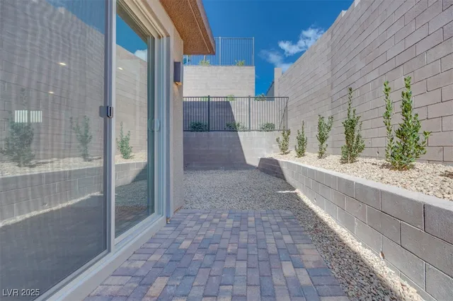 $612,451 | 11946 Glide Reflection Avenue, Las Vegas, NV 89138