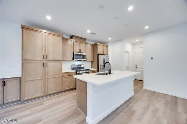 $612,451 | 11946 Glide Reflection Avenue, Las Vegas, NV 89138