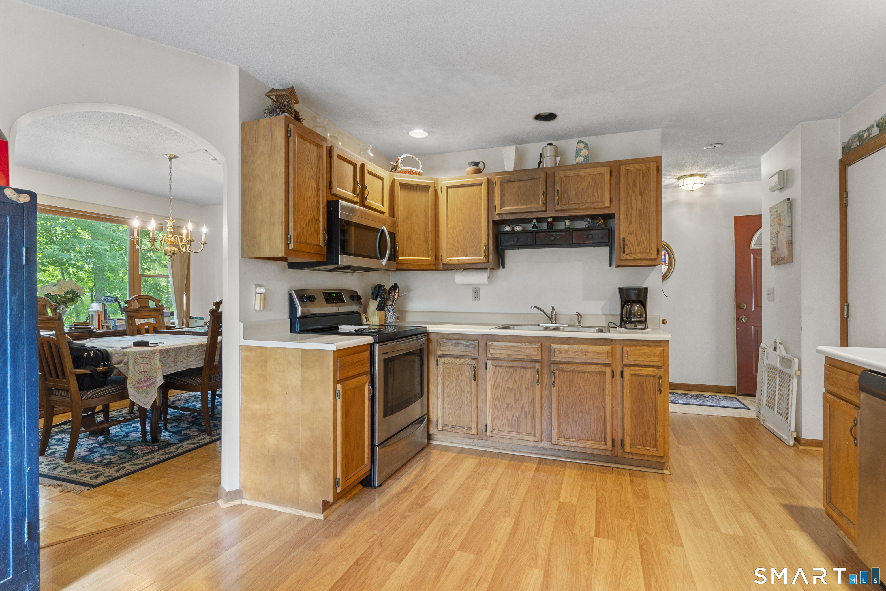 46 Mulberry Street Naugatuck, CT 06770 - Photo 3 of 16