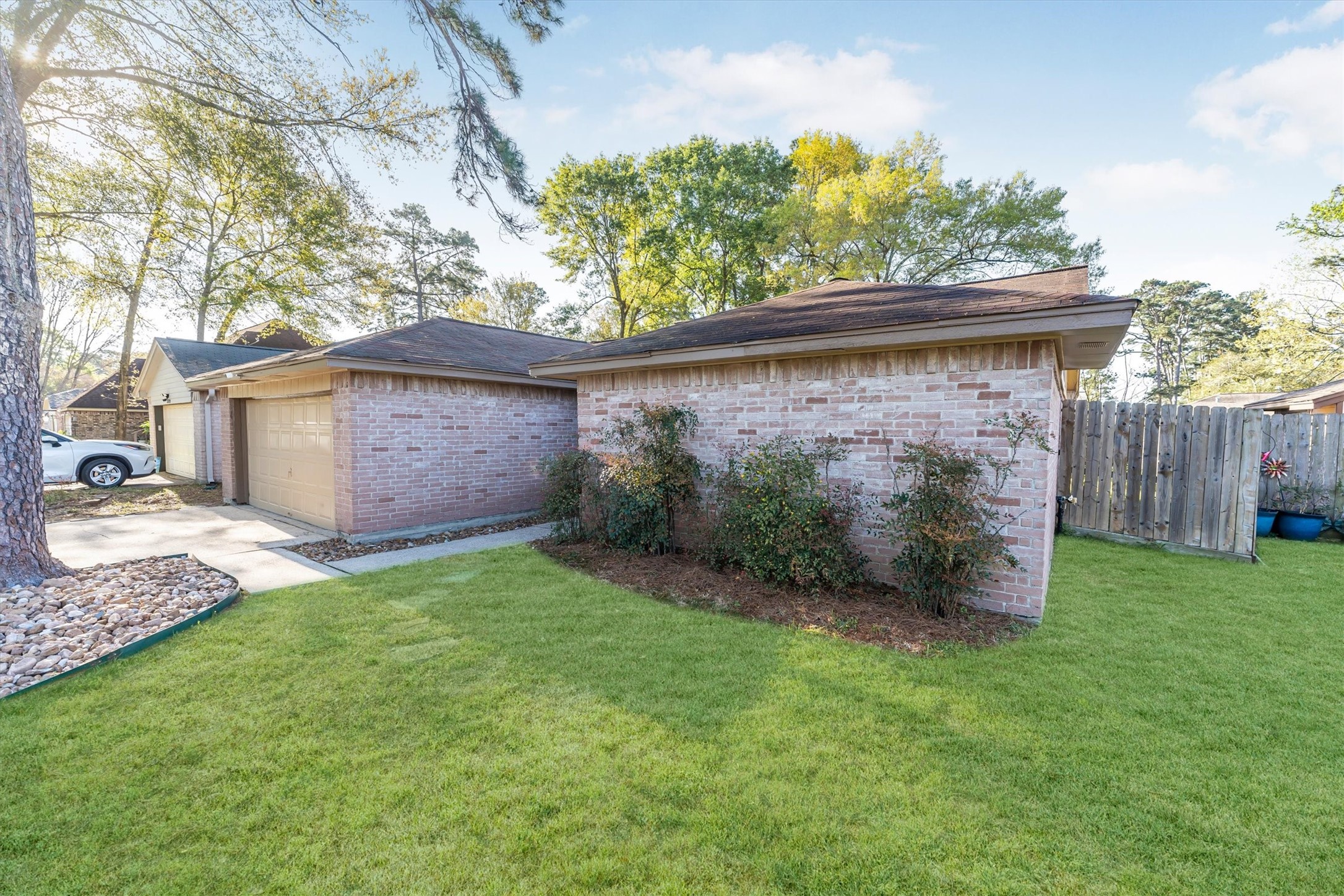 3523 Nutwood Lane Spring, TX 77389 - Photo 3 of 30