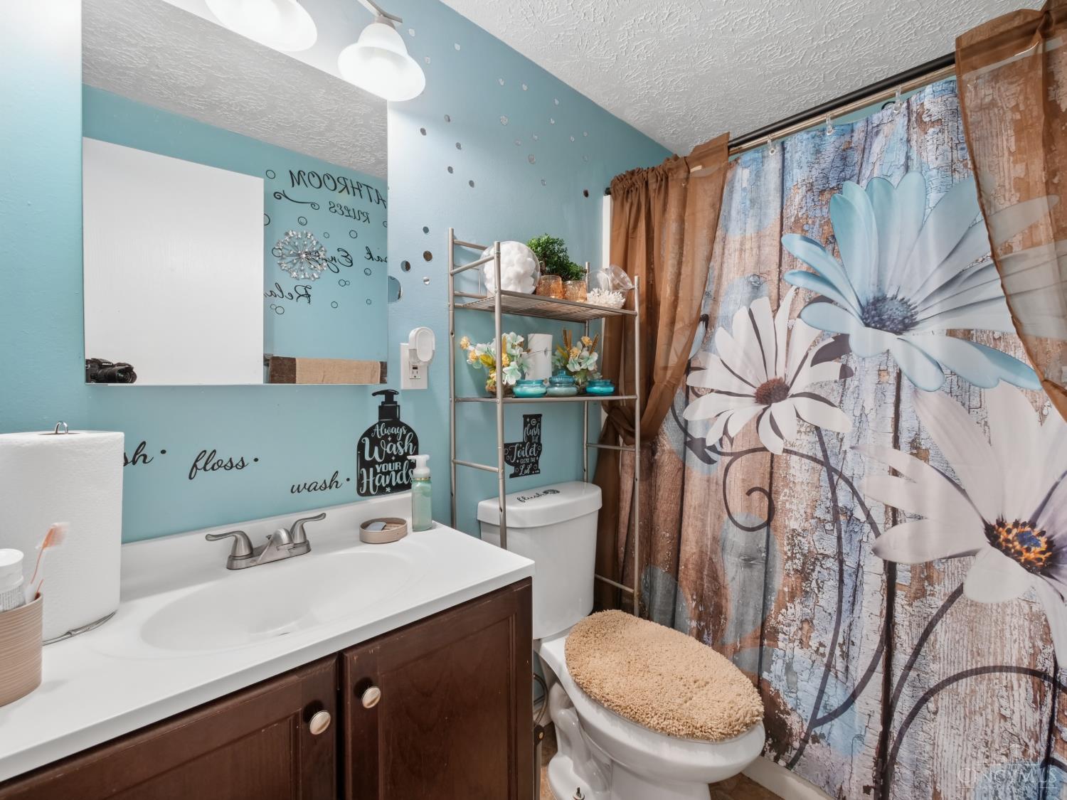 3254 Banning Road Cincinnati, OH 45239 - Photo 8 of 25