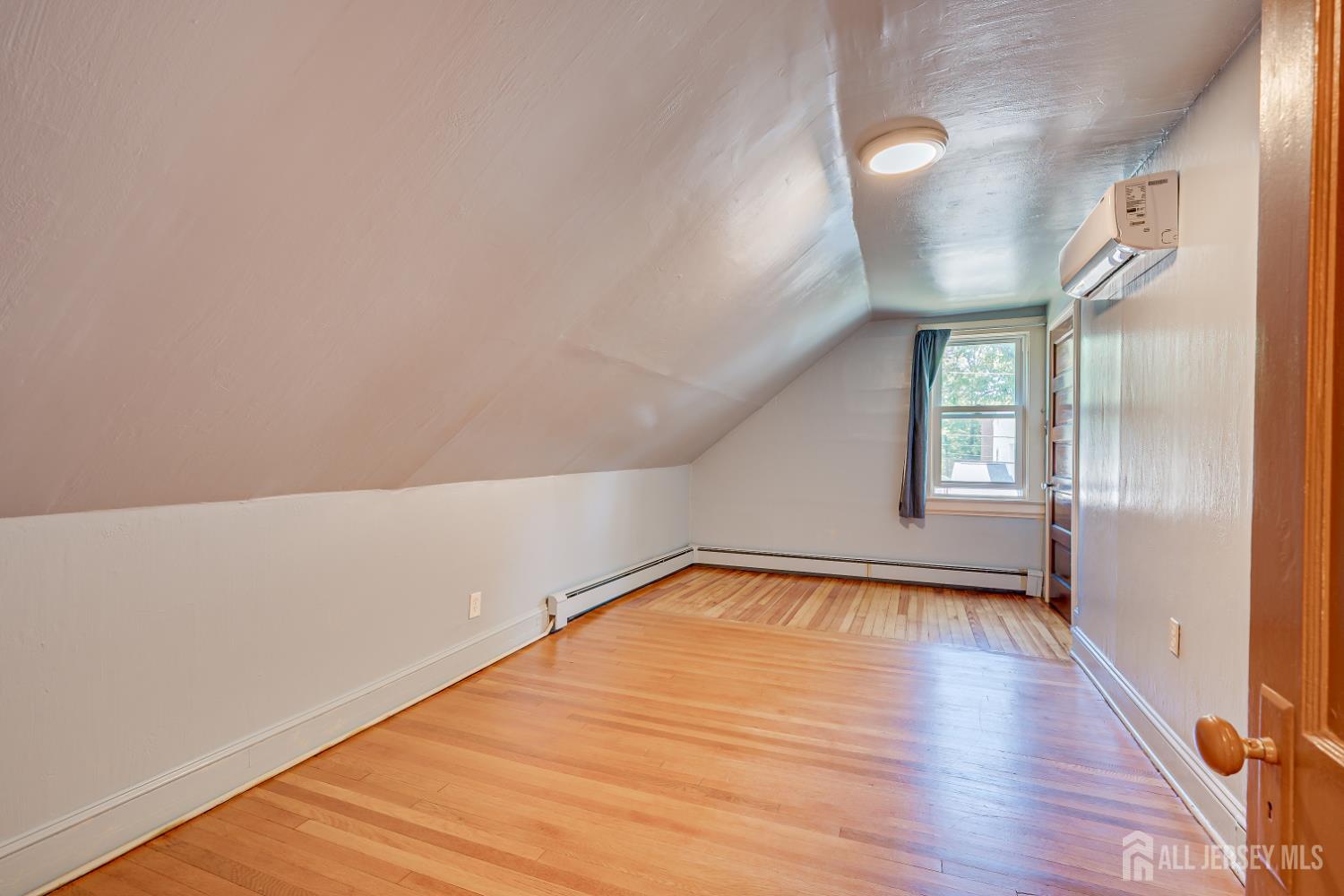10 Jeff Street Edison, NJ 08837 - Photo 24 of 32