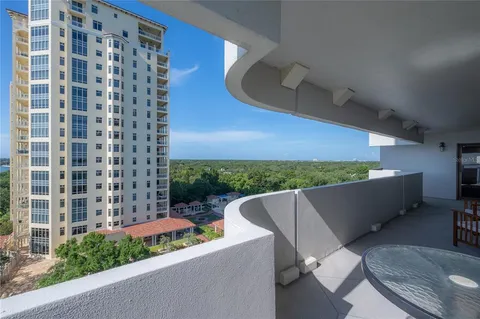 $575,000 | 4141 Bayshore Boulevard, Unit 1003, Tampa, FL 33611