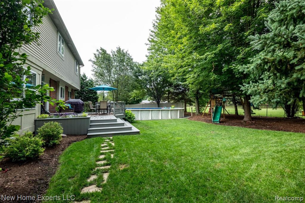 918 Bolinger Street Rochester Hills, MI 48307 - Photo 41 of 44