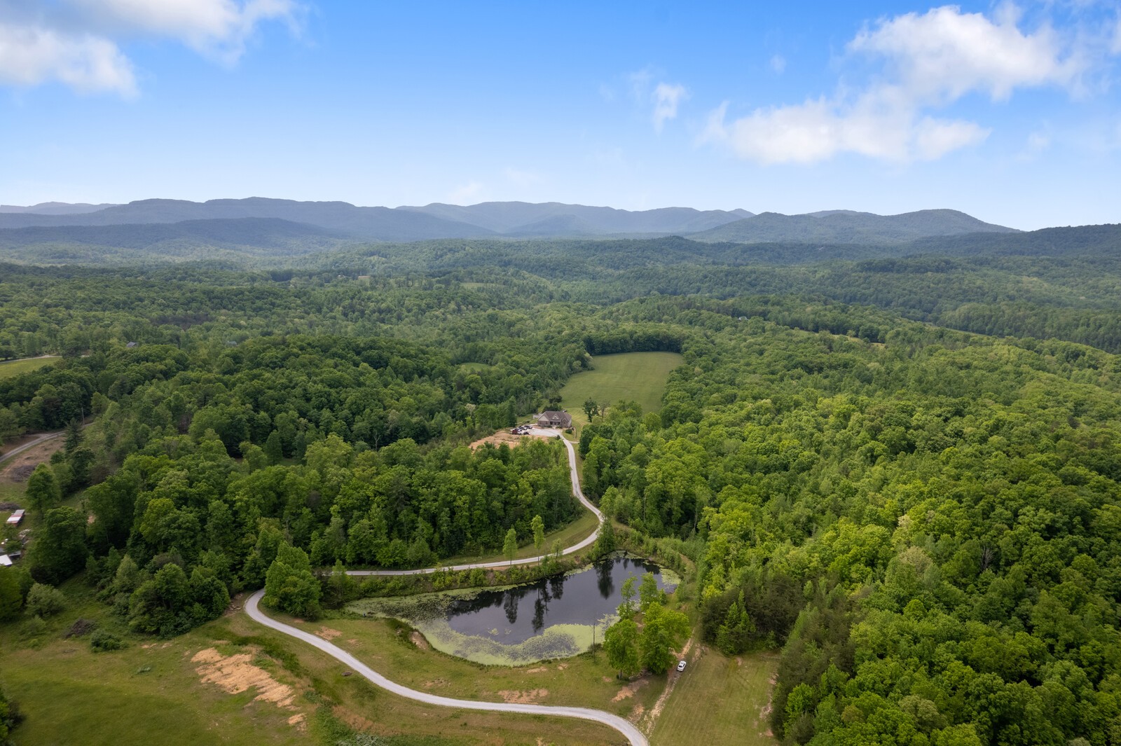 1922 Ridge Road Robbins, TN 37852 - Photo 1 of 44 Gallery Image 1