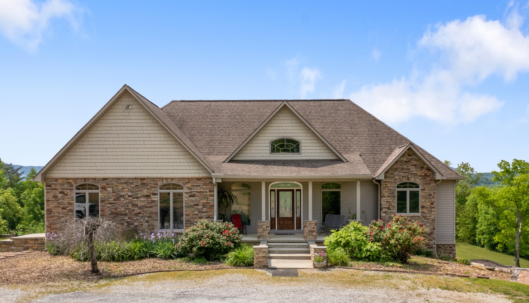 1922 Ridge Road Robbins, TN 37852 - Photo 2 of 44 Gallery Image 2