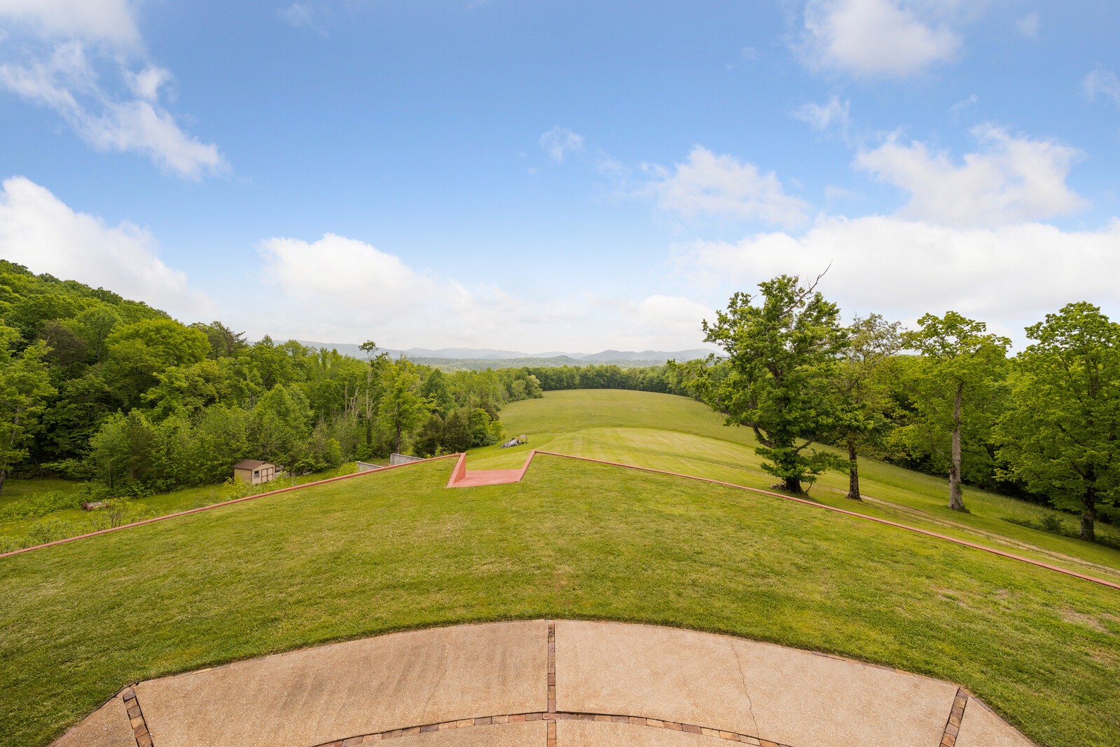 1922 Ridge Road Robbins, TN 37852 - Photo 43 of 44 Gallery Image 43