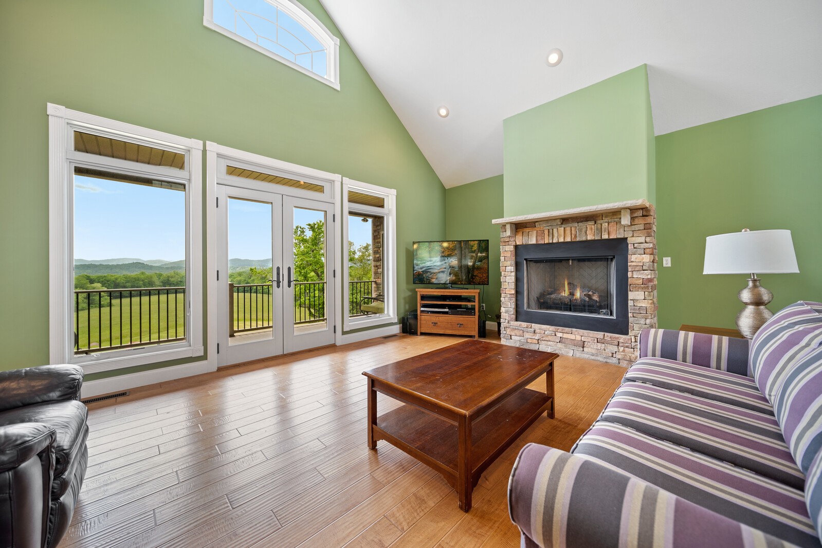 1922 Ridge Road Robbins, TN 37852 - Photo 8 of 44 Gallery Image 8