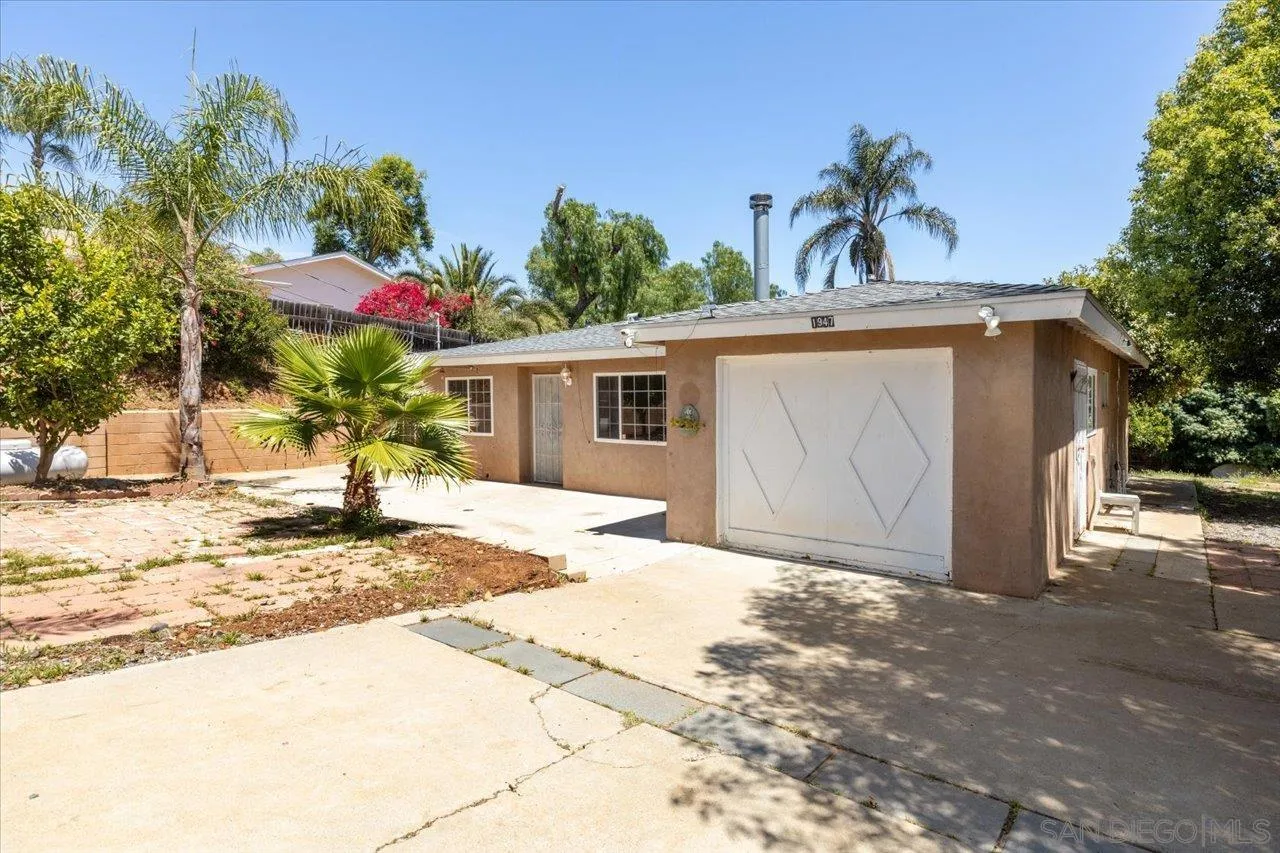 1947 Edwin Lane San Marcos, CA 92069 - Photo 2 of 37