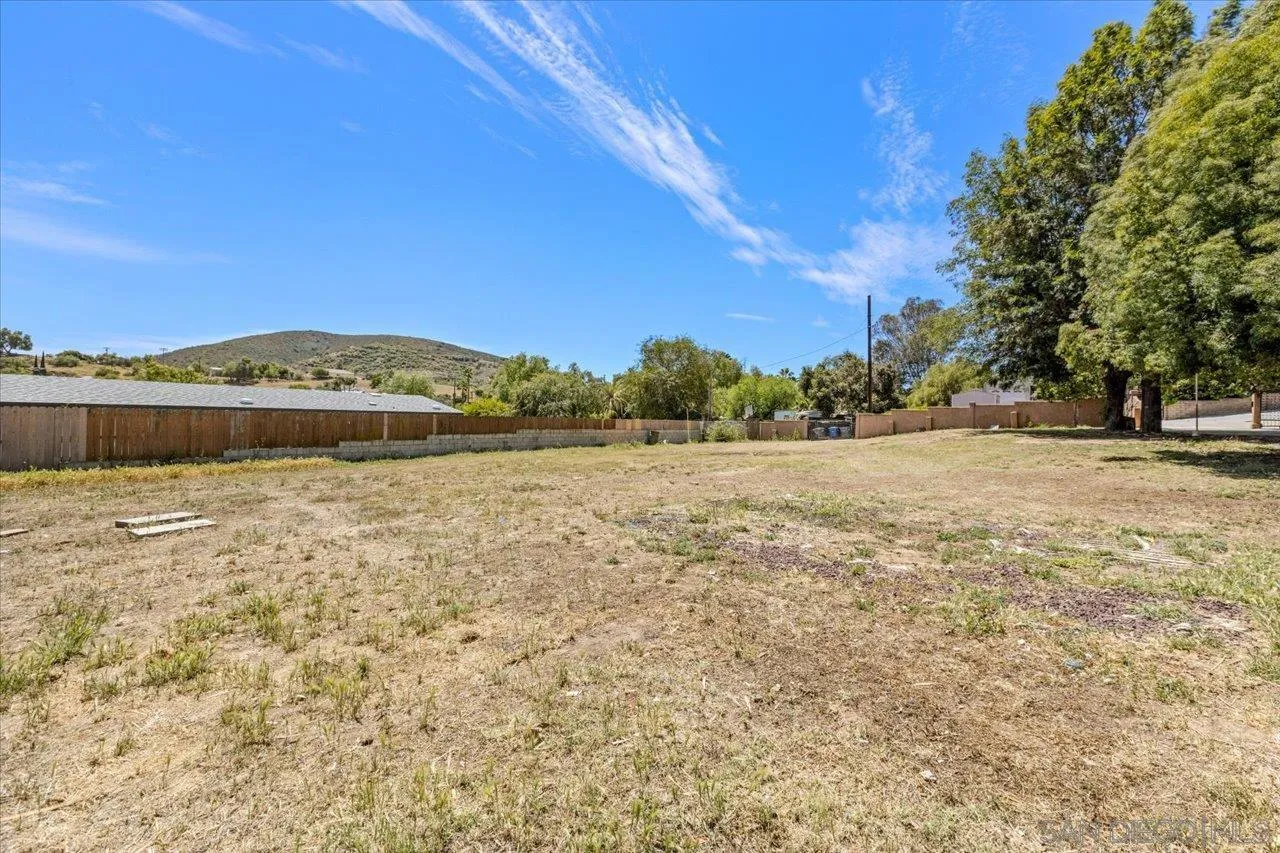 1947 Edwin Lane San Marcos, CA 92069 - Photo 28 of 37