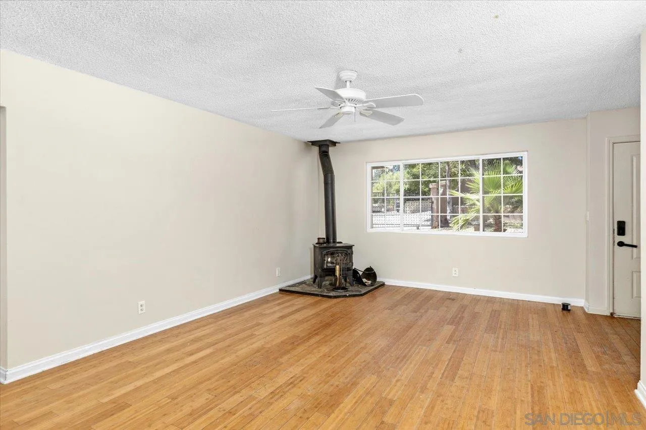 1947 Edwin Lane San Marcos, CA 92069 - Photo 7 of 37