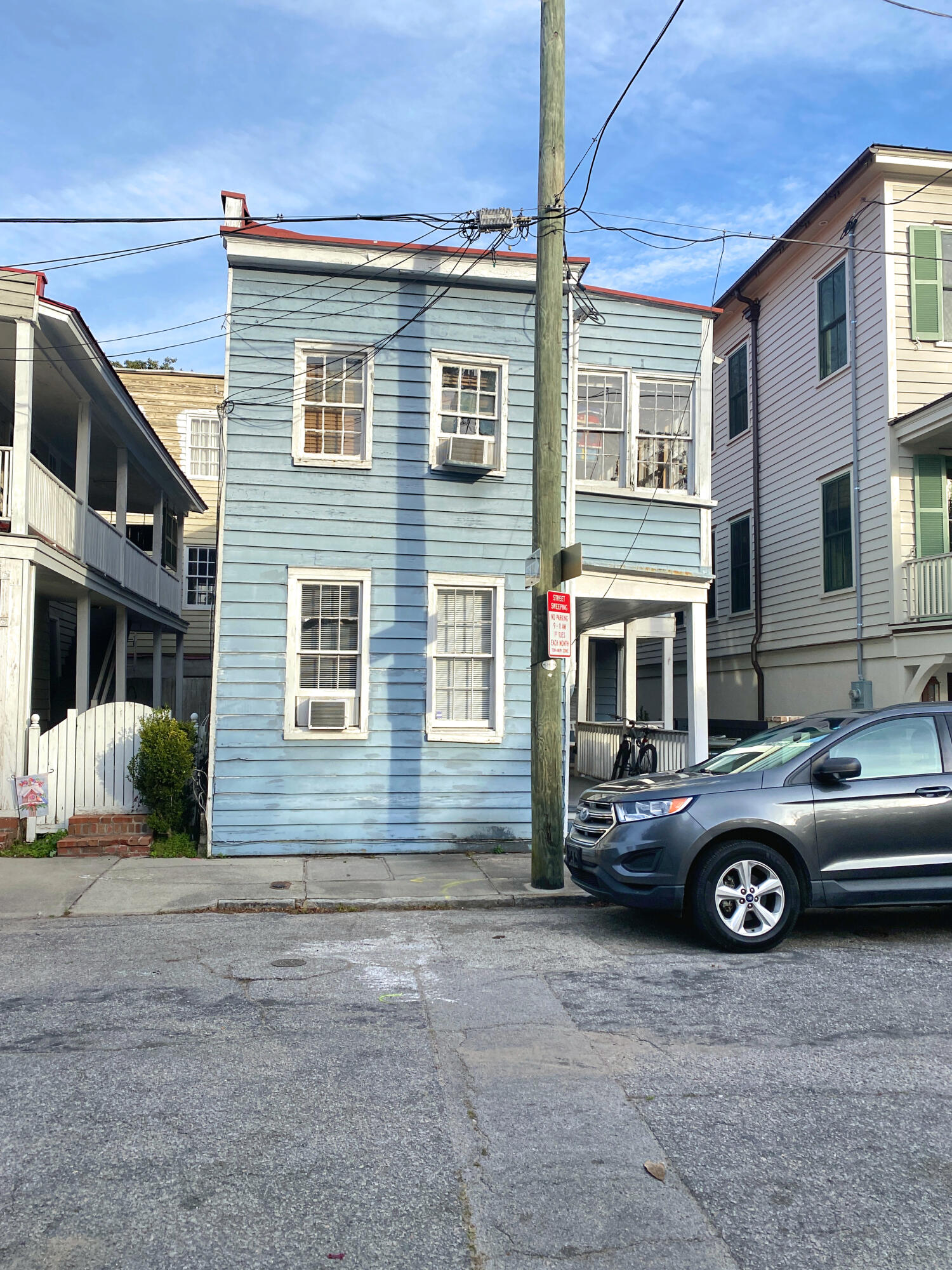 6 Trapman Street Charleston, SC 29401 - Photo 3 of 22 6 Trapman St (4)