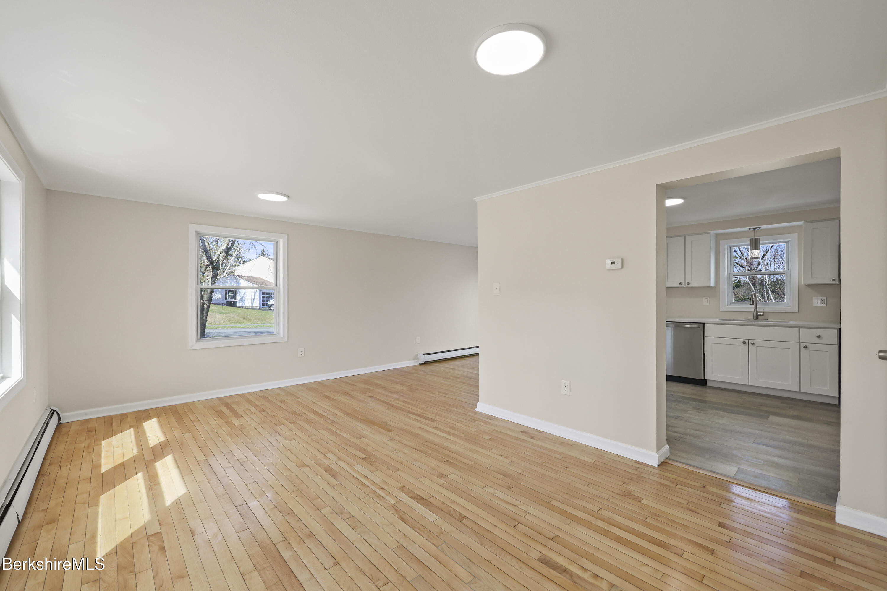 14 Donovan Street Pittsfield, MA 01201 - Photo 6 of 38 Living Room