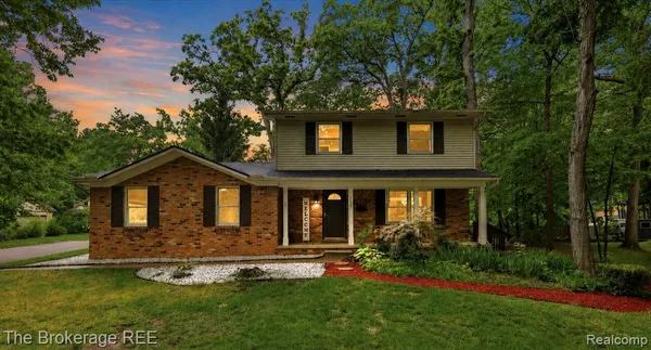 $254,900 | 5639 Cross Village Road, Grand Blanc, MI 48439