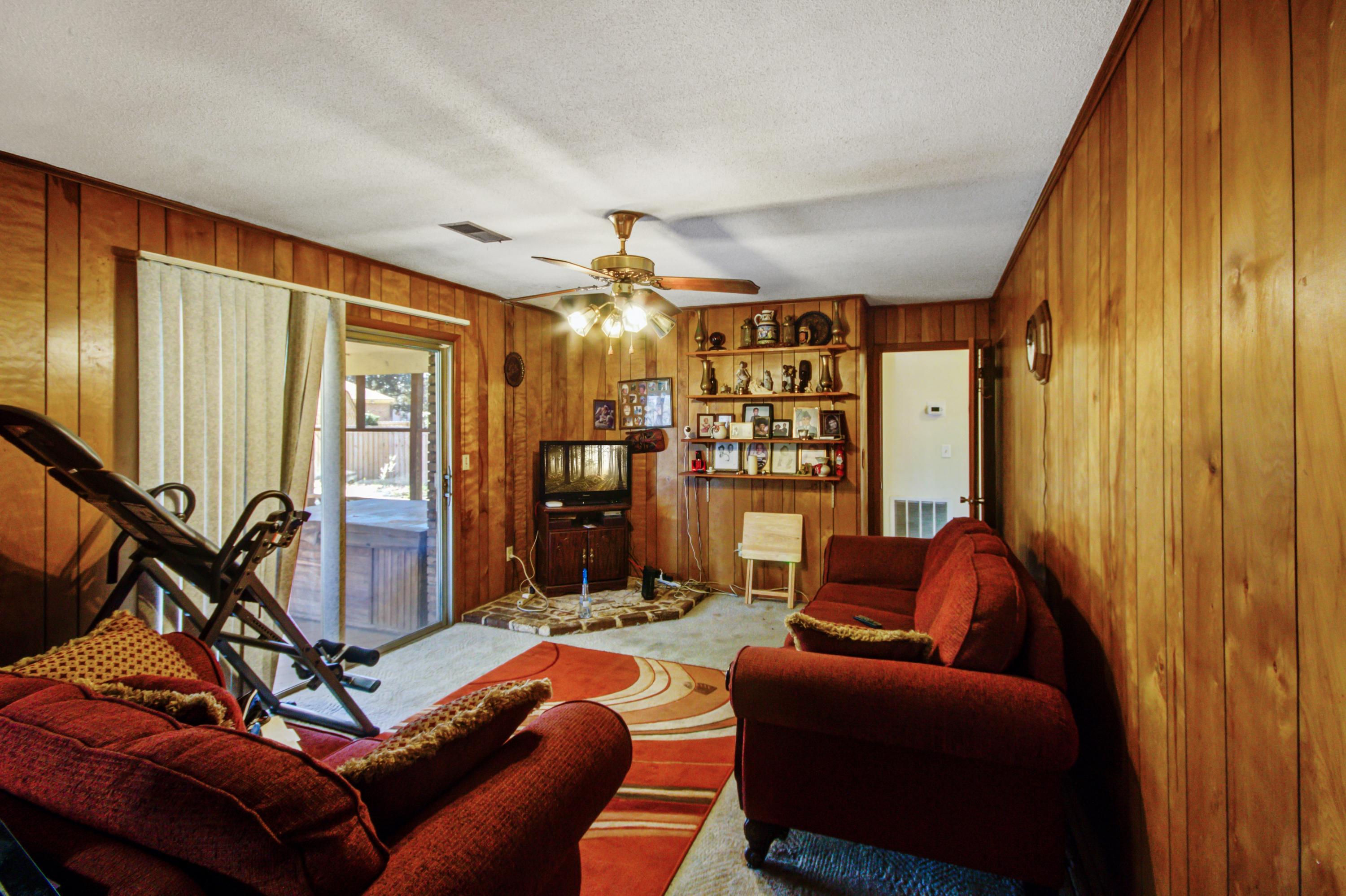 2435 Otranto Road Charleston, SC 29406 - Photo 11 of 19 Living Room