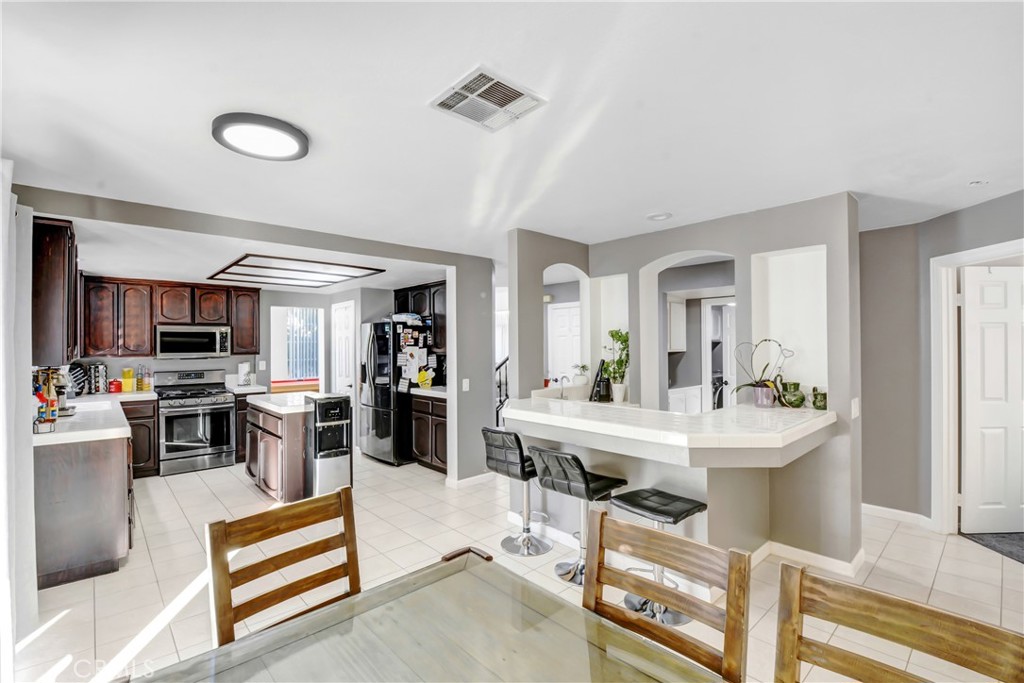 10013 Deep Canyon Road Moreno Valley, CA 92557 - Photo 15 of 31