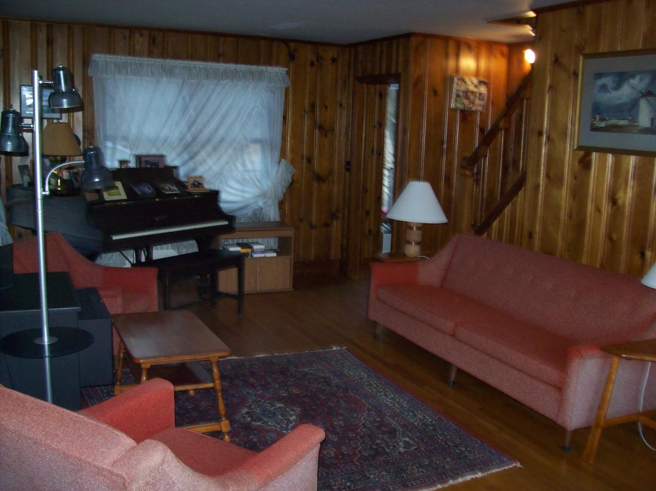 397 Partridge Road Pittsfield, MA 01201 - Photo 8 of 13 Living Room