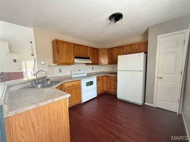 $239,900 | 2213 Stone Gate Drive, Dupo, IL 62239