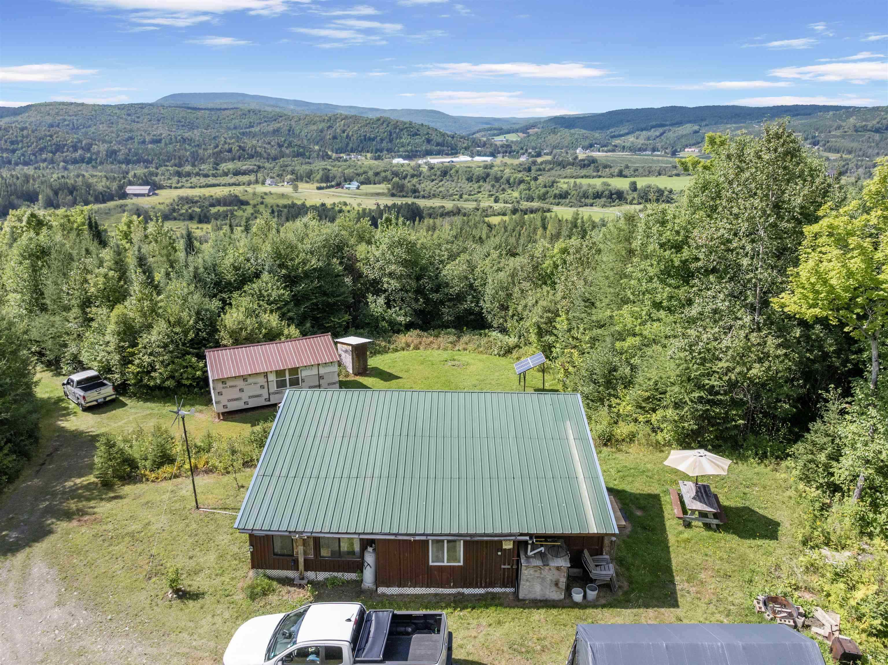 105 White Branch Road Pittsburg, NH 03592 - Photo 9 of 49 Gallery Image 9