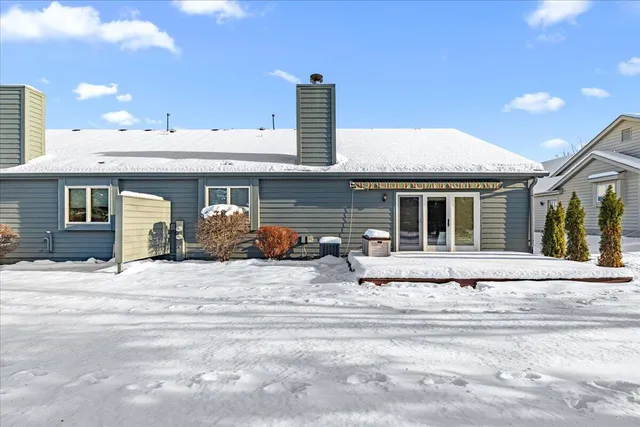 $310,000 | W179N9885 Riversbend Circle East, Germantown, WI 53022