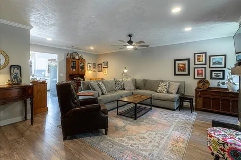$345,000 | 237 Highland Villa Circle, Nashville, TN 37211