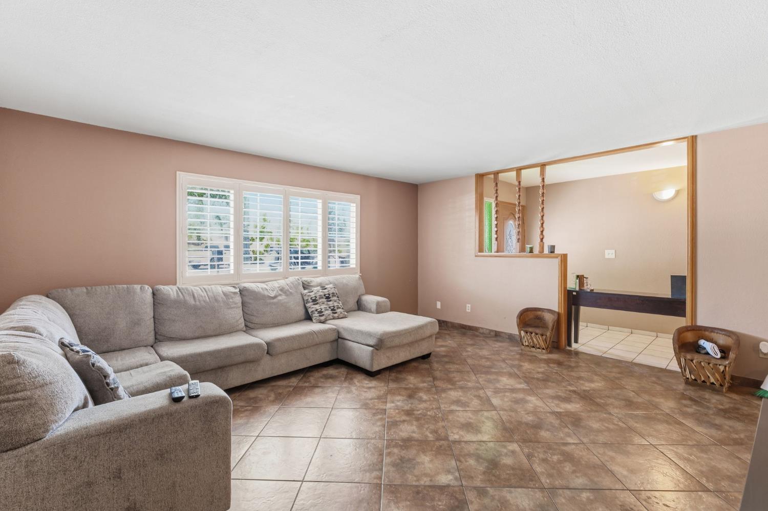 40694 Pearl Road Cutler, CA 93615 - Photo 8 of 30