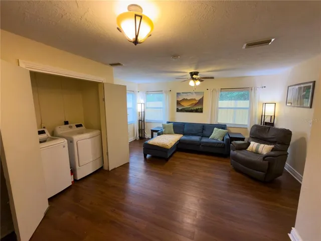 $370,000 | 707 North Jefferson Avenue, Clearwater, FL 33755