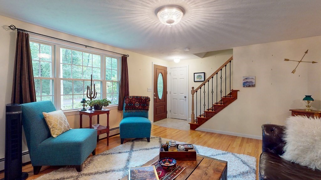 169 Old Webster Road Oxford, MA 01540 - Photo 4 of 41 Gallery Image 4