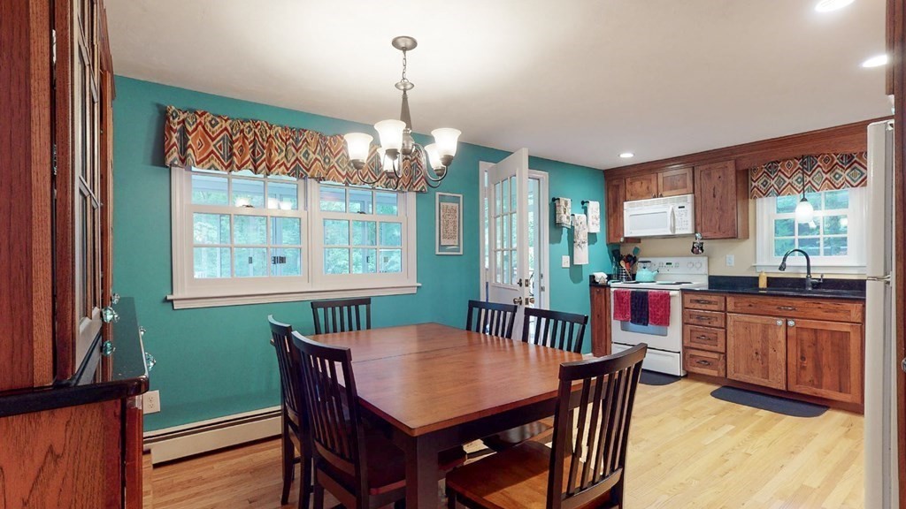 169 Old Webster Road Oxford, MA 01540 - Photo 8 of 41 Gallery Image 8