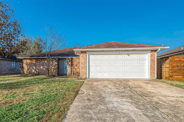 $1,950 | 3806 Embarcadero Drive, Houston, TX 77082