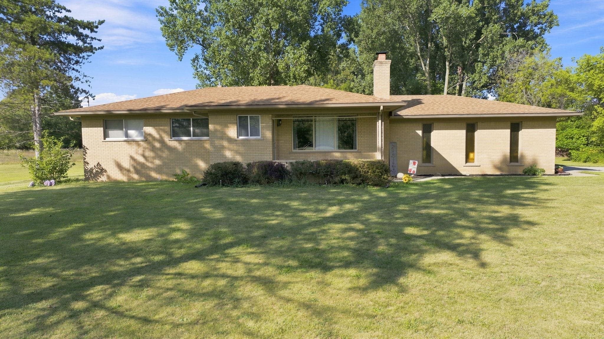 30301 Armada Ridge Road Richmond, MI 48062 - Photo 2 of 49 Gallery Image 2
