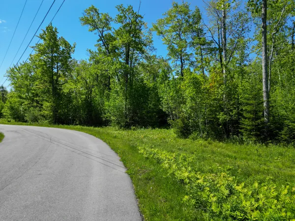 $89,000 | Lot #5 Ledgewood Lane, Owls Head, ME 04854