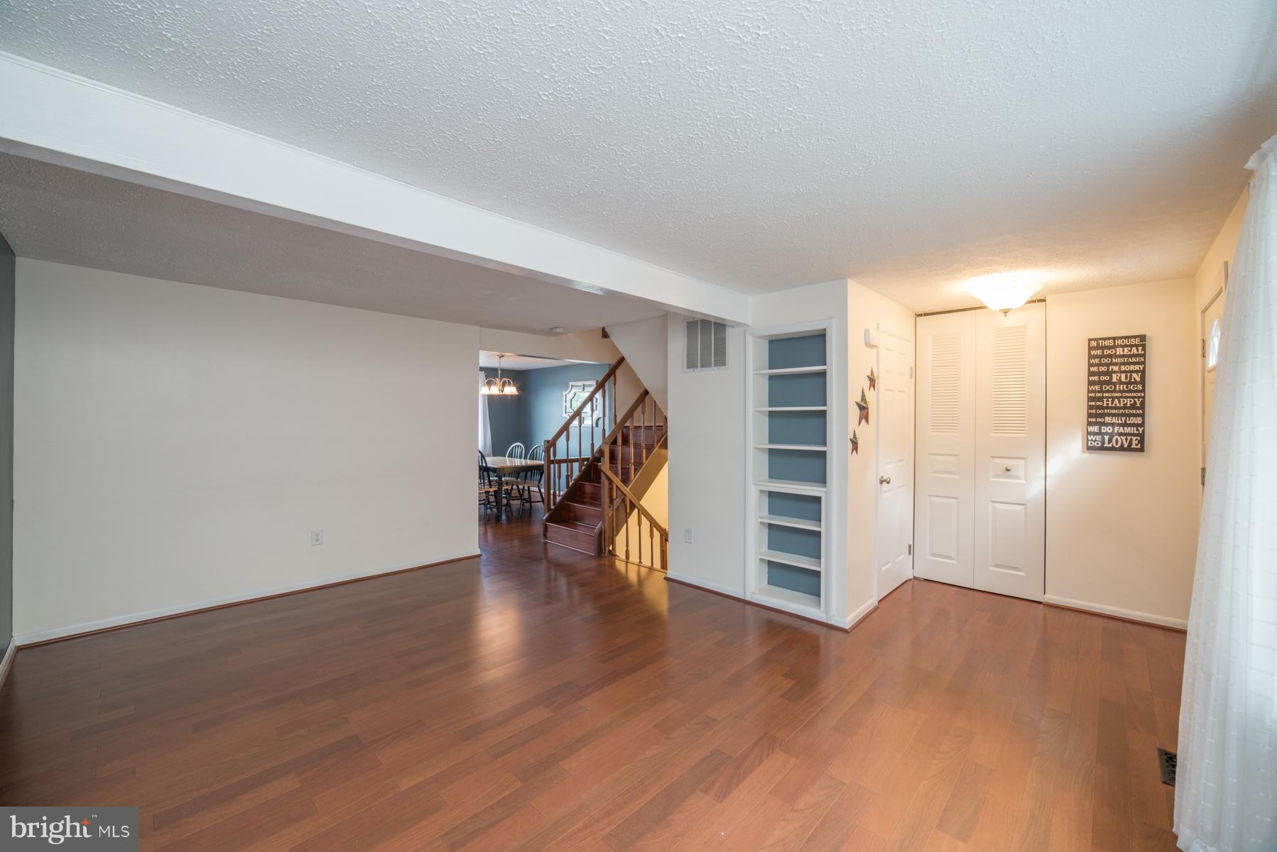 1746 Springfield Lane Frederick, MD 21702 - Photo 3 of 26 Living Room