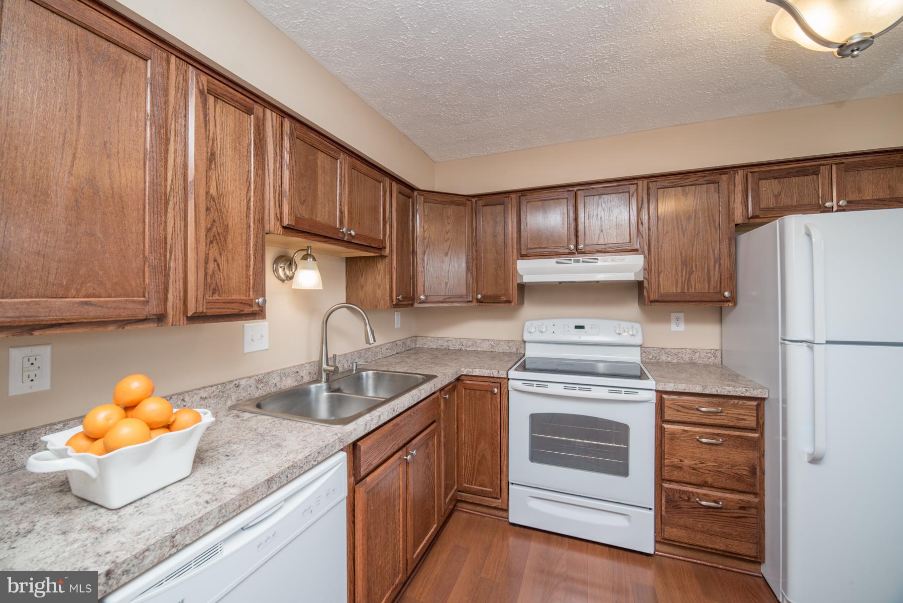 1746 Springfield Lane Frederick, MD 21702 - Photo 9 of 26 Kitchen
