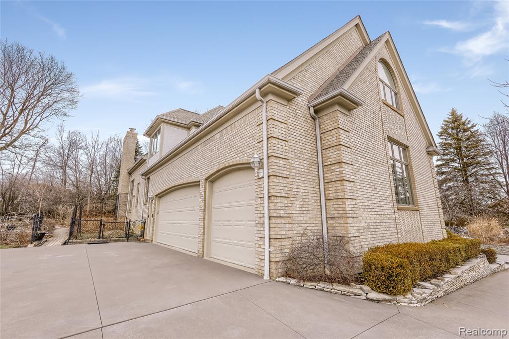 1721 Archers Pointe Rochester Hills, MI 48306 - Photo 10 of 59