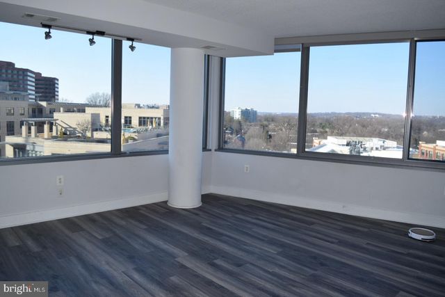 $507,500 | 2001 15th Street North, Unit 805, Arlington, VA 22201