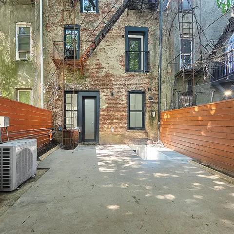 $4,500 | 2001 Fulton Street, Unit 1R | Bedford-Stuyvesant