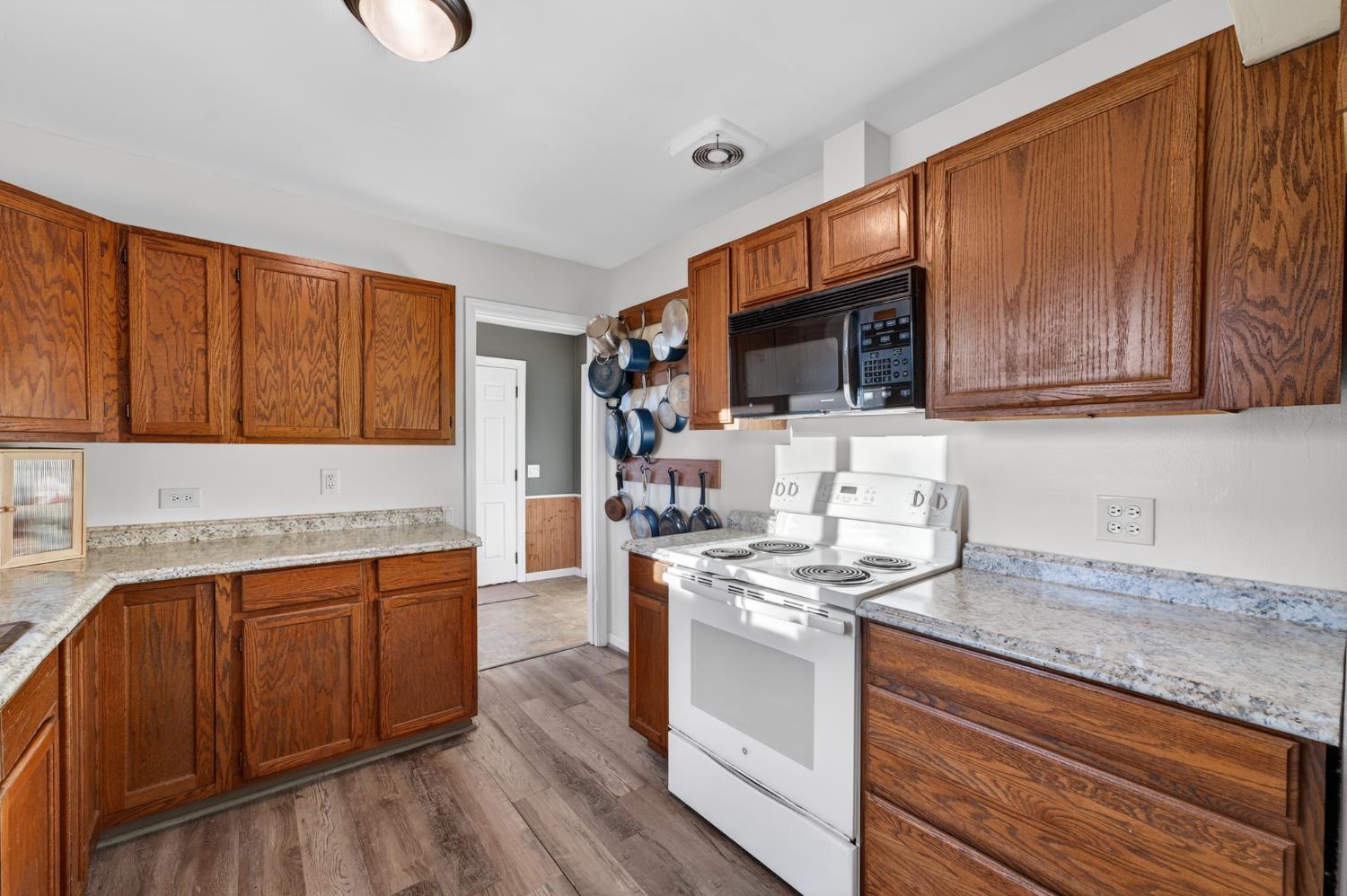 12144 North Avenue Loma Rica, CA 95901 - Photo 17 of 48