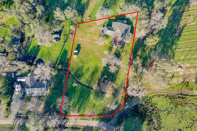 $395,000 | 12144 North Avenue, Loma Rica, CA 95901