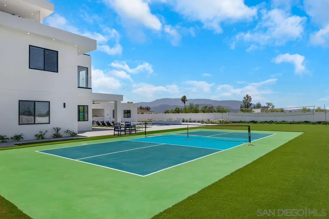 41955 Altanos Road Temecula, CA 92592 - Photo 44 of 75 Gallery Image 44