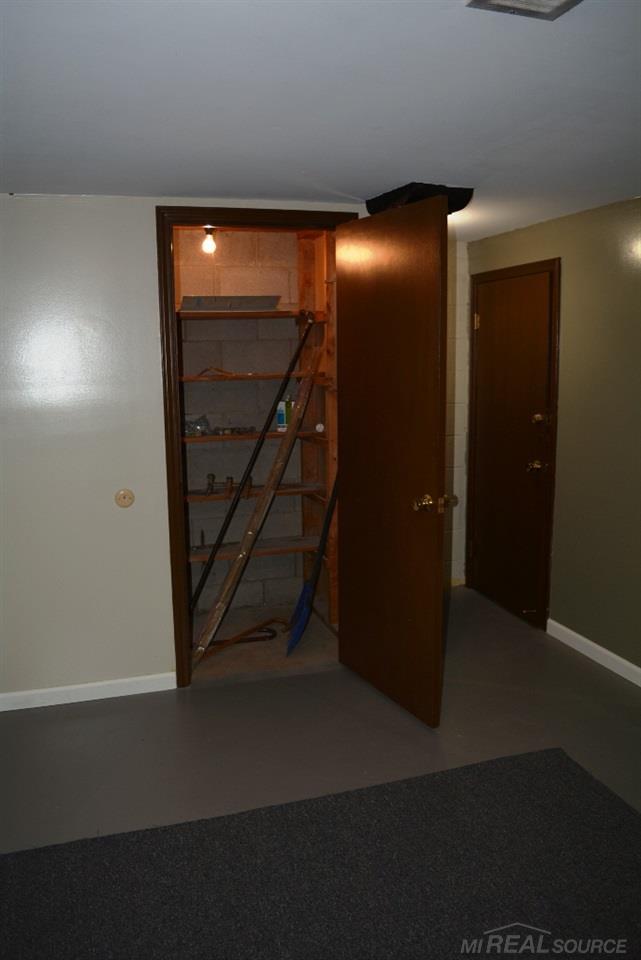 885 Neff Road Grosse Pointe, MI 48230 - Photo 32 of 39
