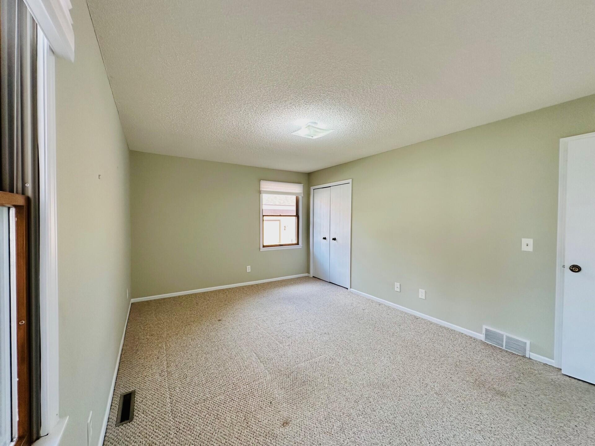 1068 Le Roux Road, Unit 18 Muskegon, MI 49441 - Photo 20 of 31 20