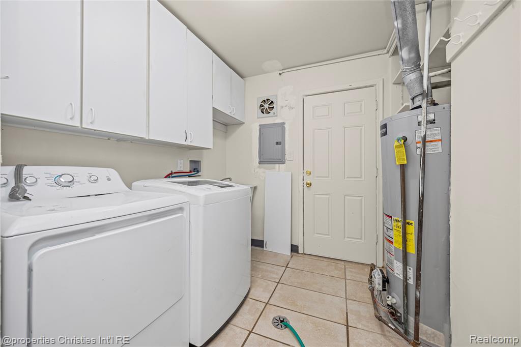 6550 Inkster Road West Bloomfield, MI 48322 - Photo 27 of 39