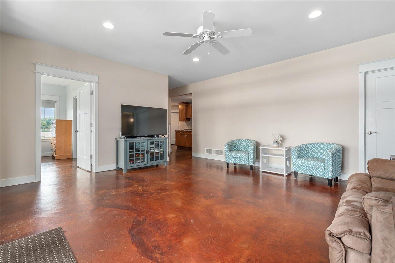 11625 Spring Point Drive Plainwell, MI 49080 - Photo 41 of 60 45-WM11625springpoint-29