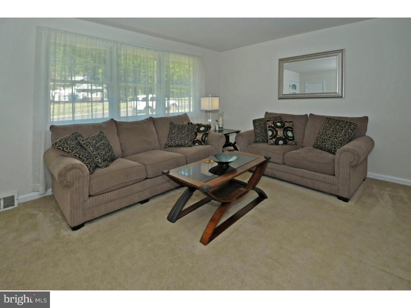1347 Partridge Road Abington, PA 19001 - Photo 5 of 25 Gallery Image 5